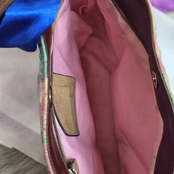 Coach Floral Purse - Picture 10 of 16